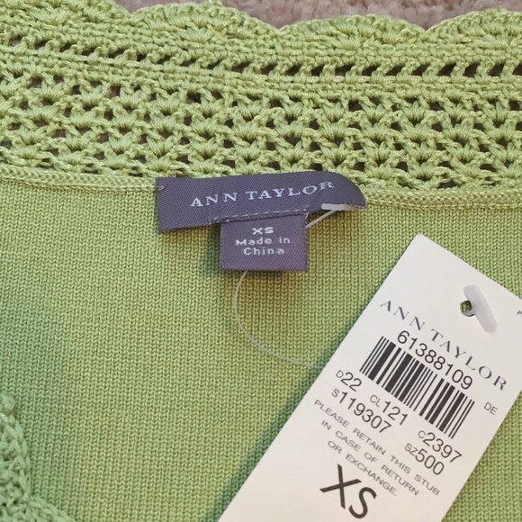 Ann Taylor Sweater - Picture 4 of 7